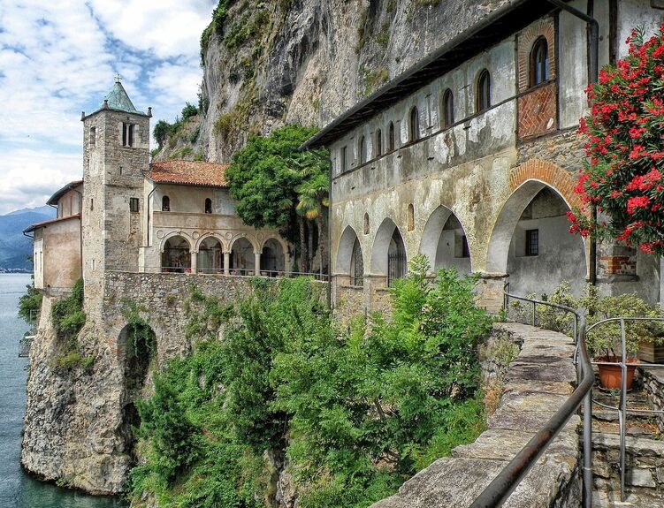 santa-caterina-del-sasso-102775_1280