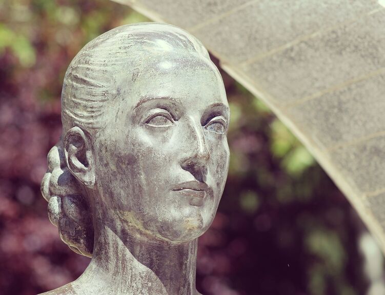 Evita