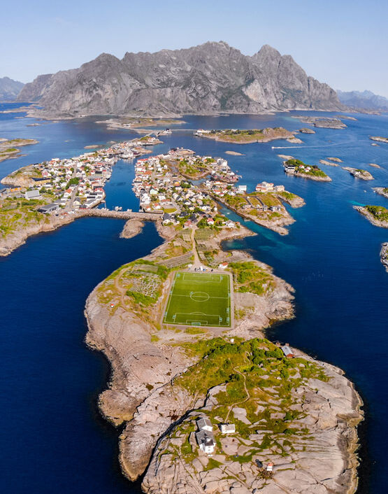 Henningsvaer