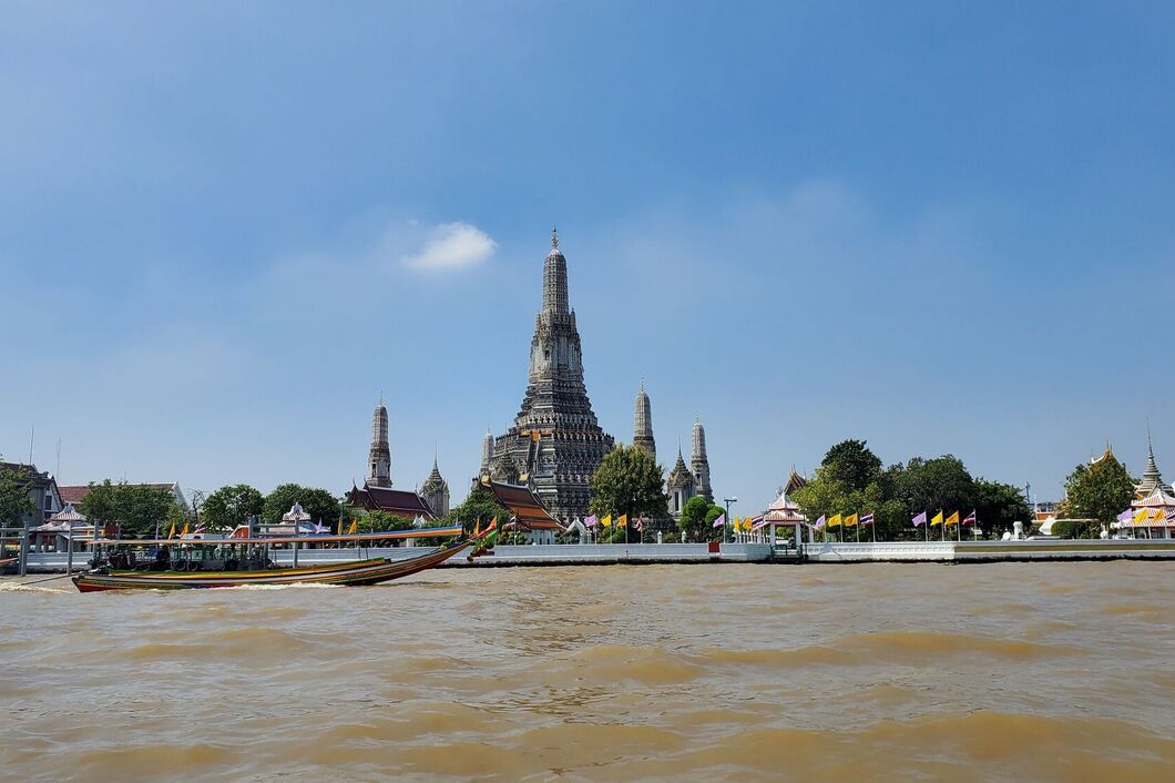wat arun2