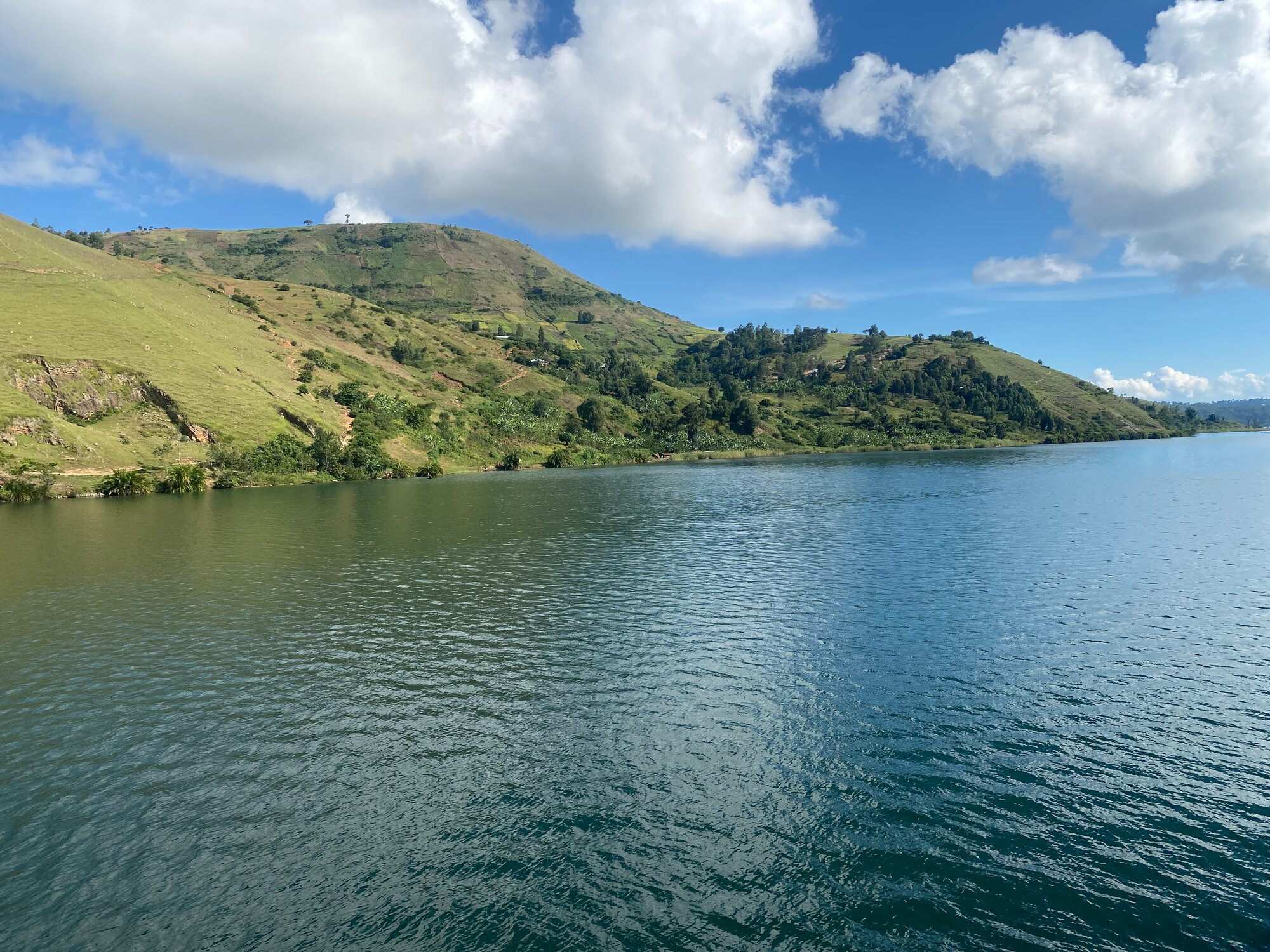 Rwanda-Jezero-Kivu-zajezdy-dovolena-iitours